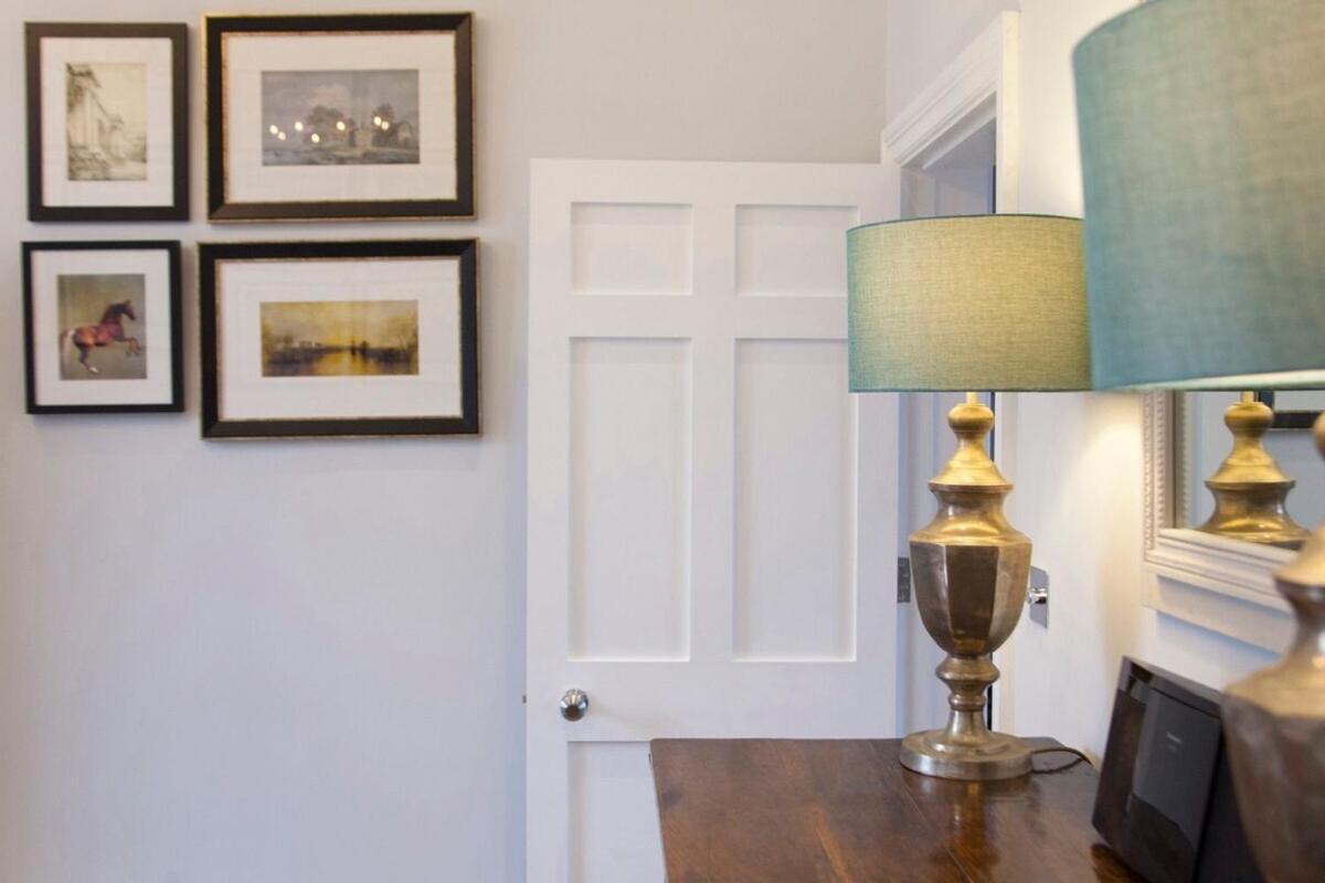 Stylish City Centre Apartment - Bath Exteriér fotografie