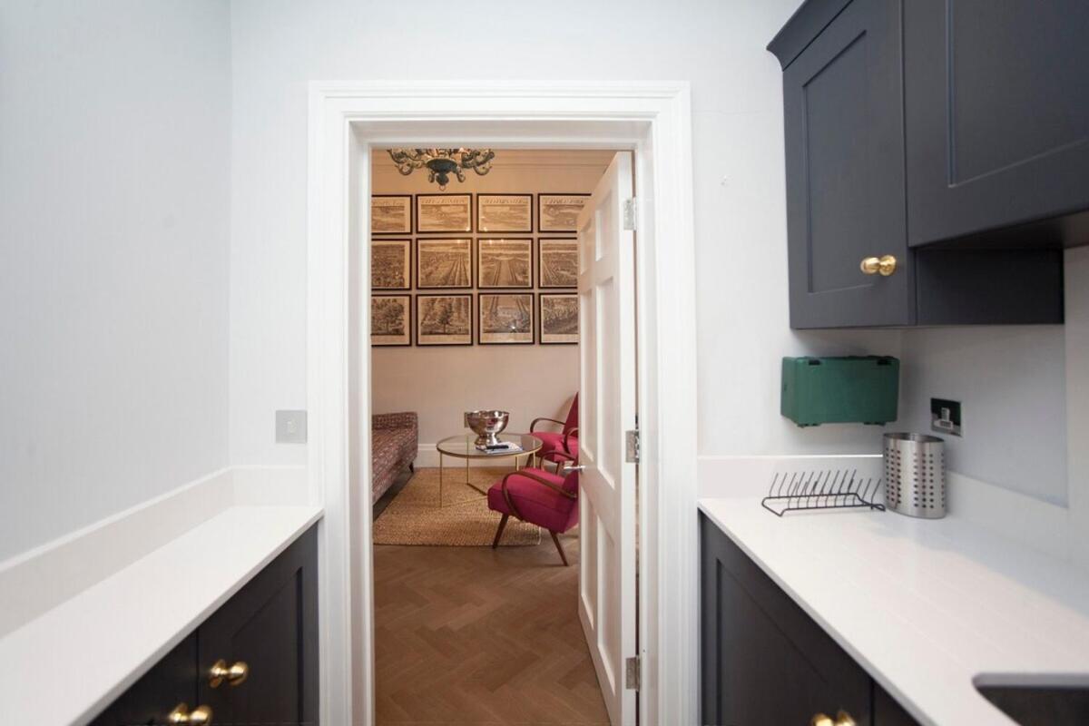 Stylish City Centre Apartment - Bath Exteriér fotografie