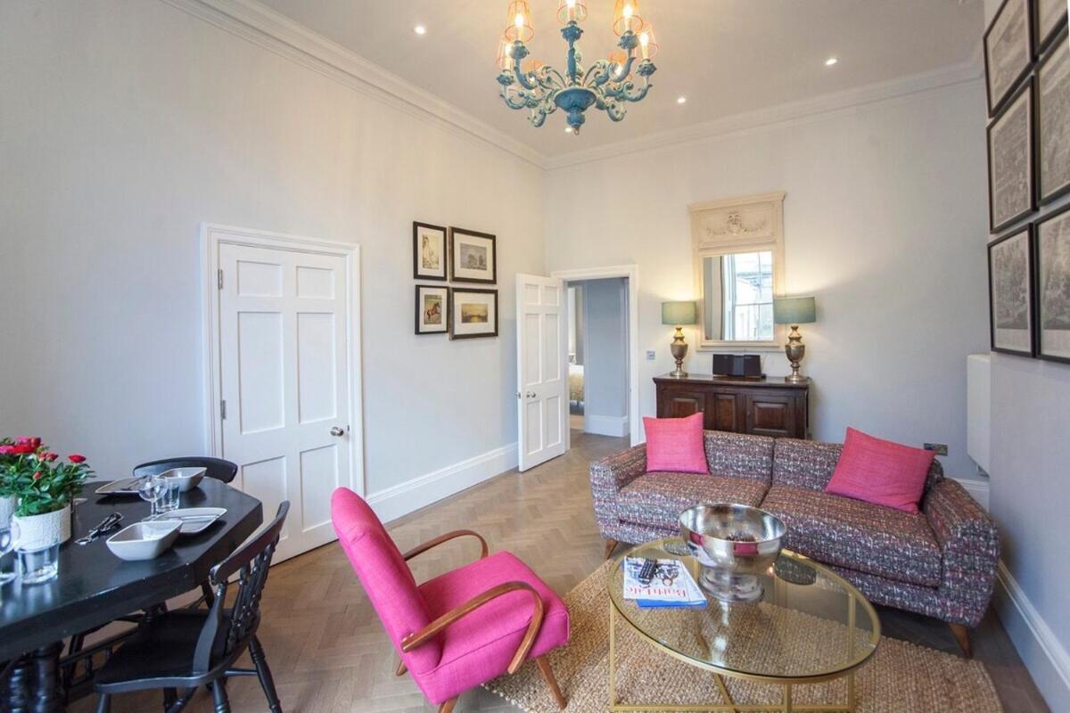 Stylish City Centre Apartment - Bath Exteriér fotografie